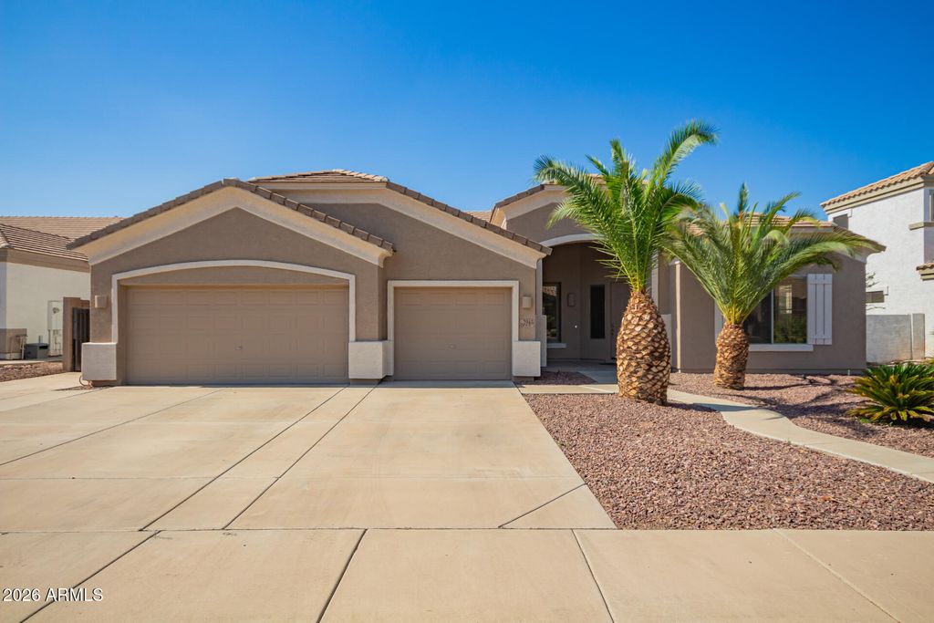 Photo of 2945 E Clifton Avenue, Gilbert, AZ 85295 (MLS # 6972654)