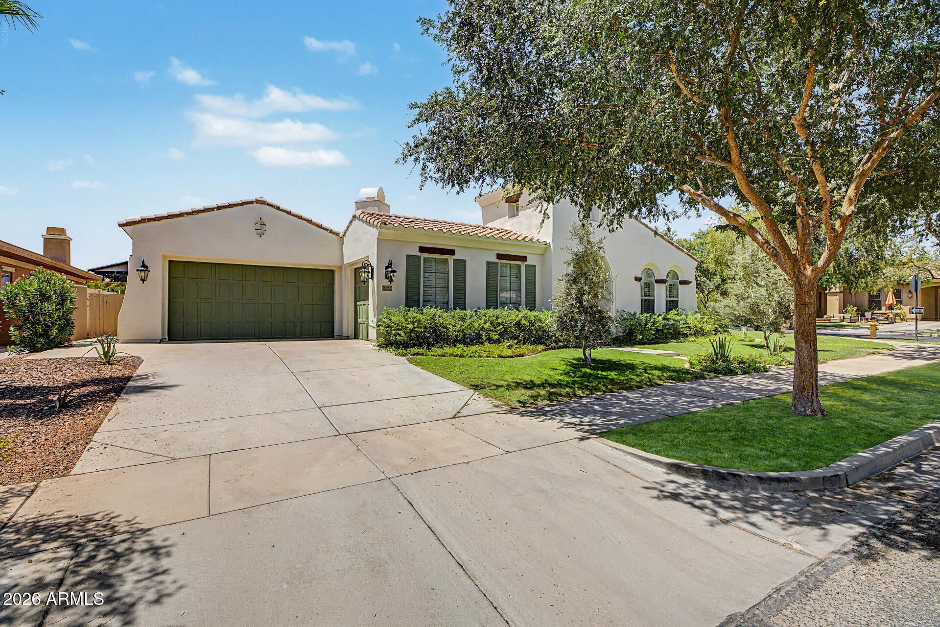 20763 W HOLT Drive