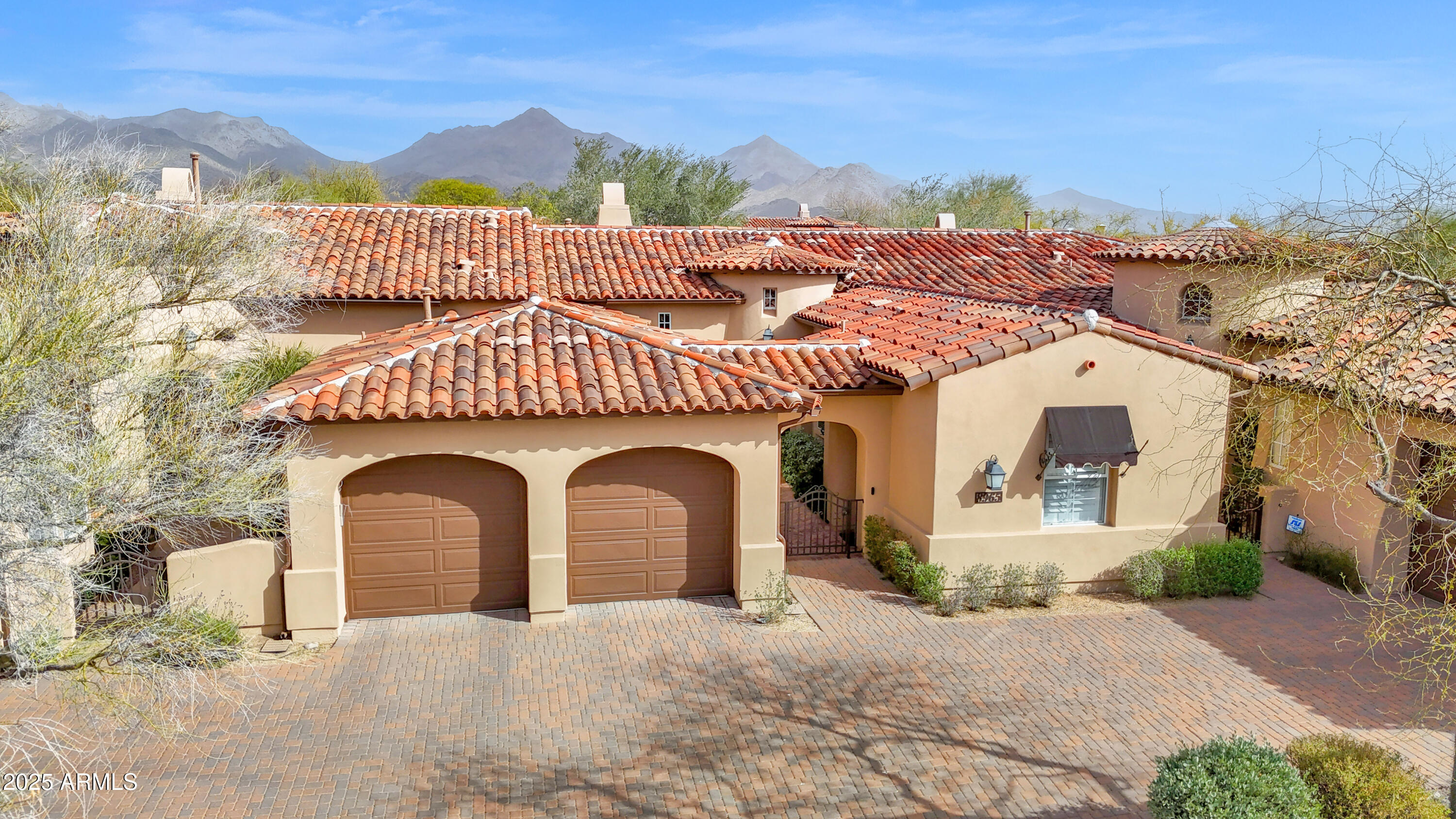 8965 E MOUNTAIN SPRING Road