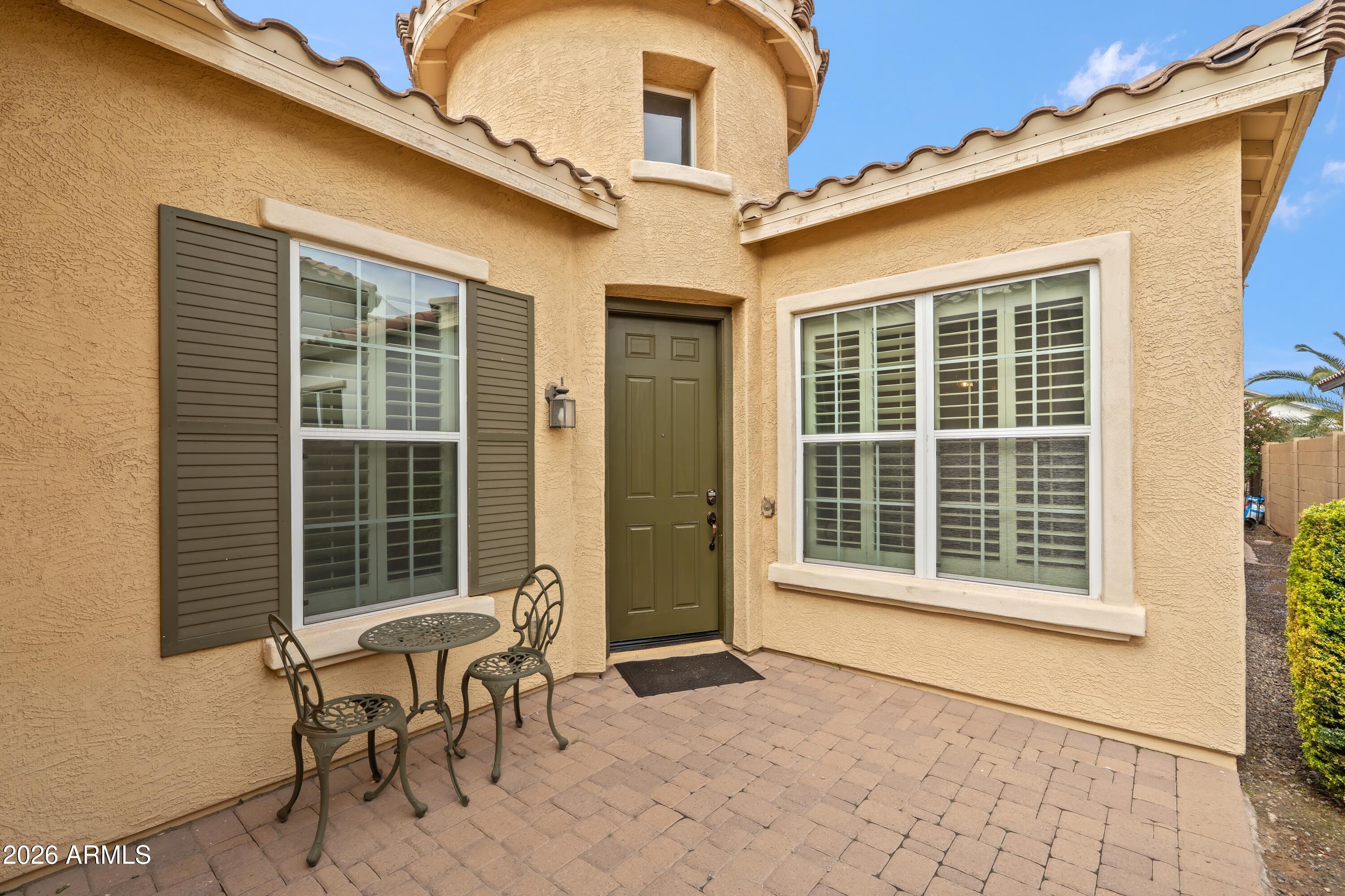 2120 E Geronimo Street