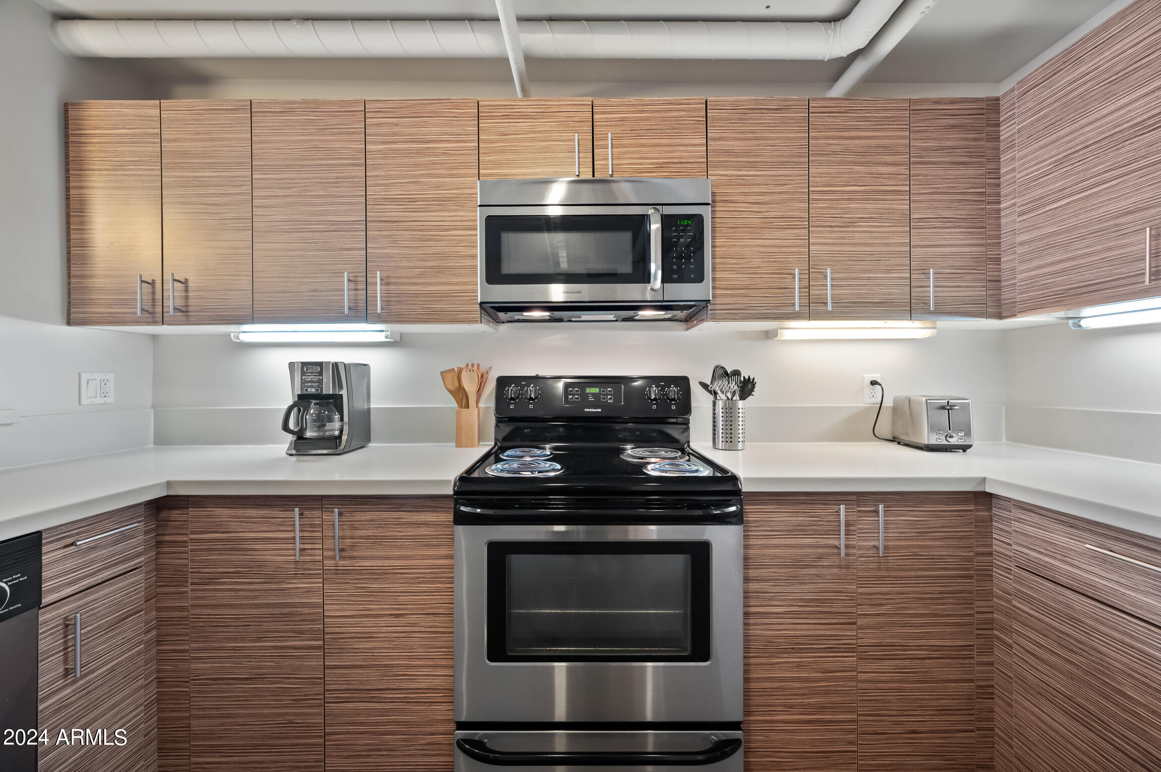 535 W THOMAS Road 212