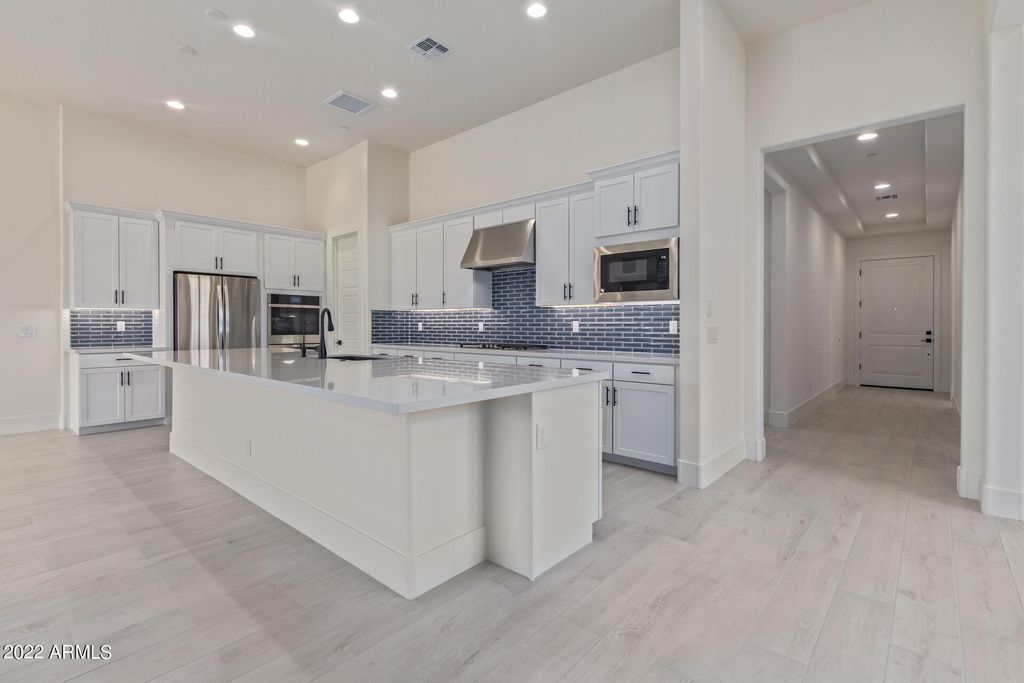 Photo of 38500 N School House Road #8, Cave Creek, AZ 85331 (MLS # 6953913)