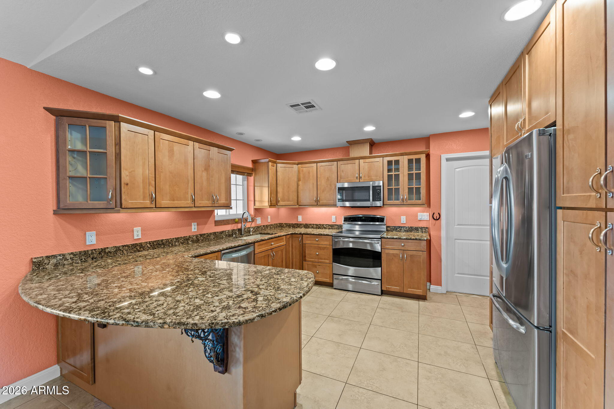 675 N HORSESHOE Trail