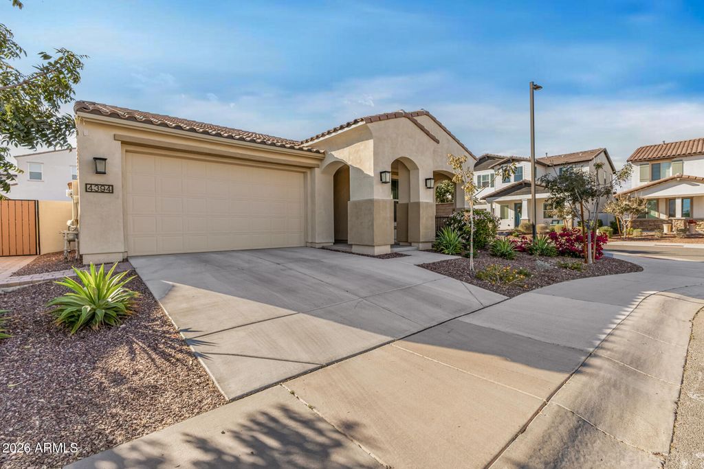 Photo of 4394 N 197th Drive, Litchfield Park, AZ 85340 (MLS # 6998474)