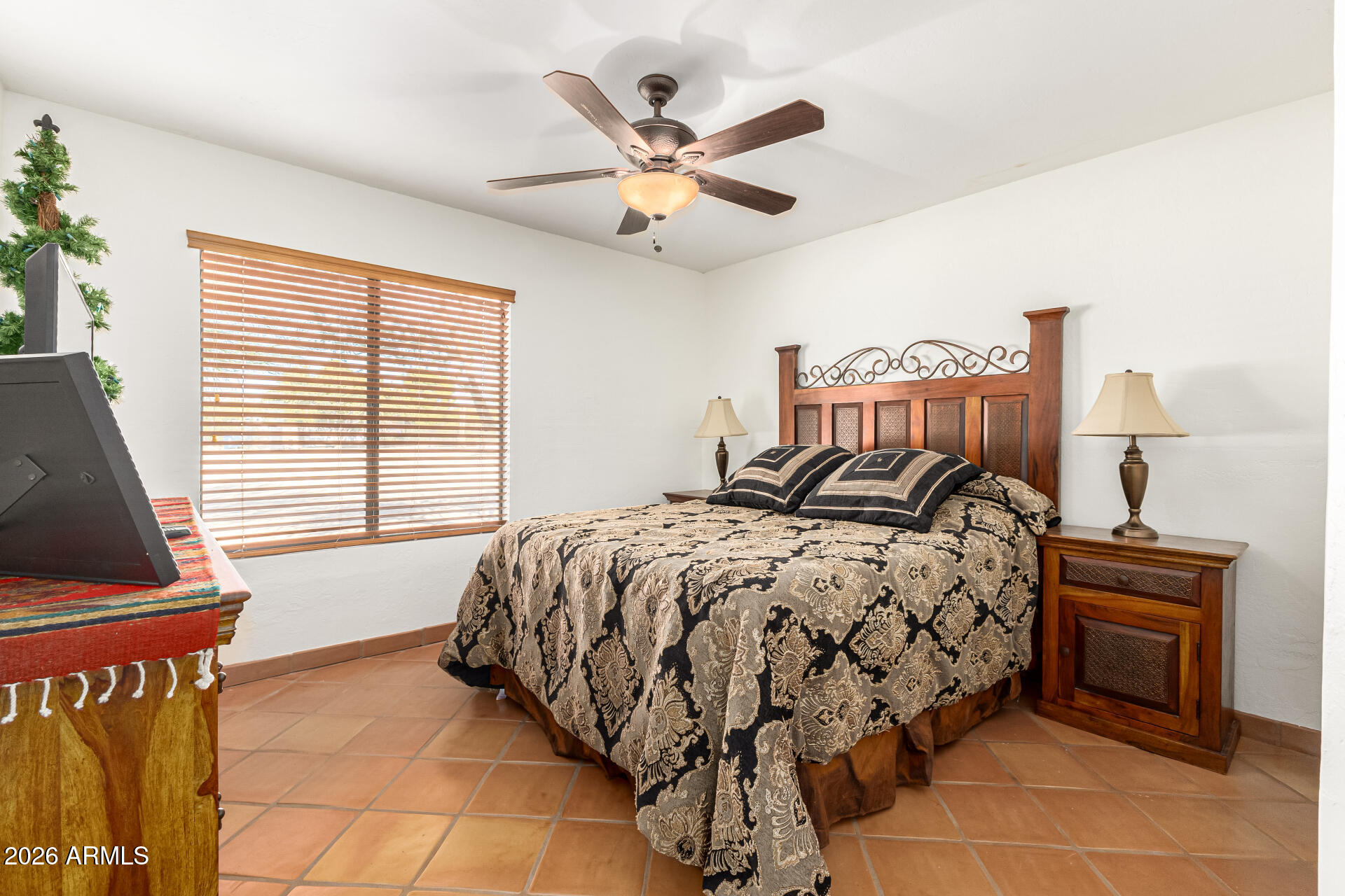 COUNTY ISLAND - Residential