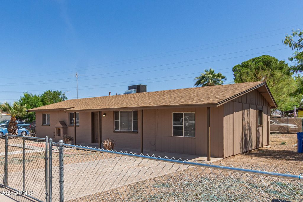 Photo of 12547 W Warner Street, Avondale, AZ 85323 (MLS # 6870615)