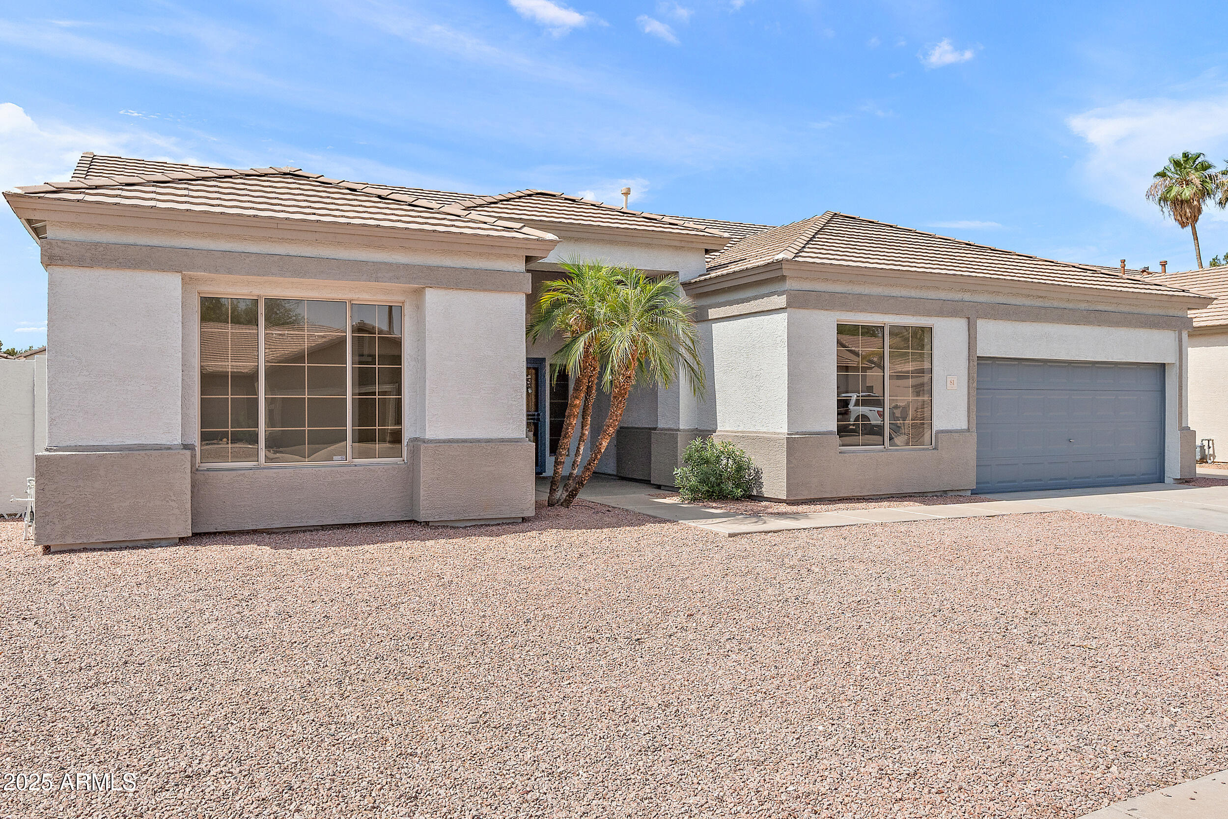 81 E SMOKE TREE Road