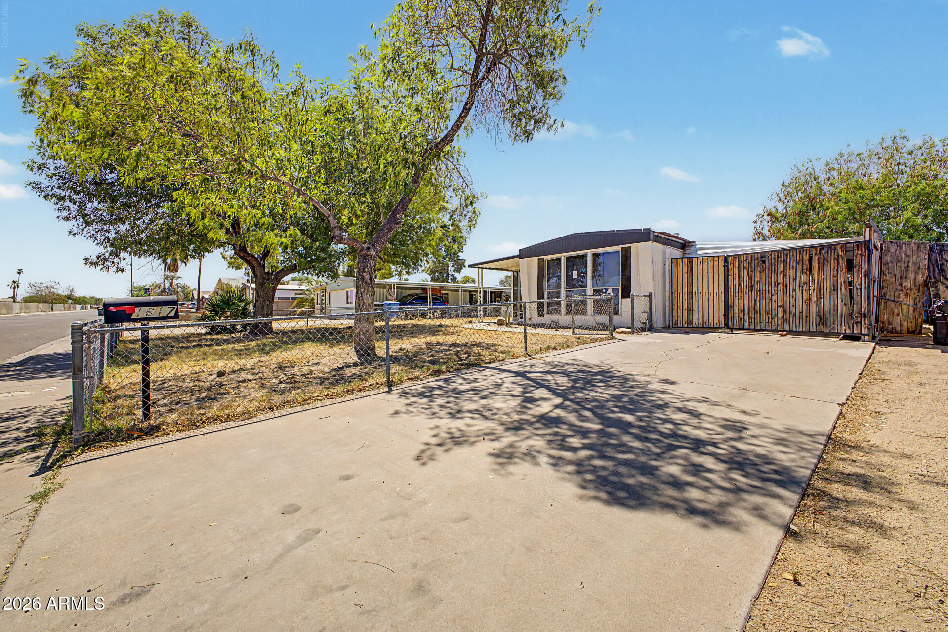 1617 W TIERRA BUENA Lane