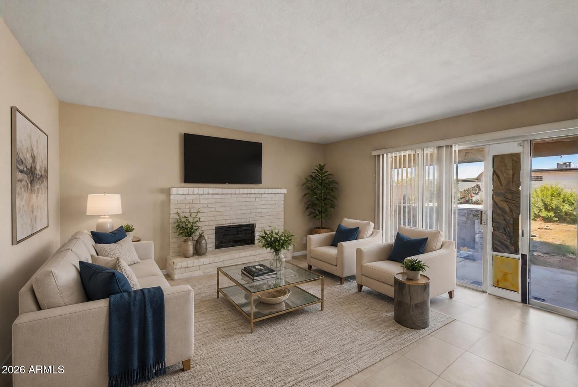5228 W GARDEN Drive