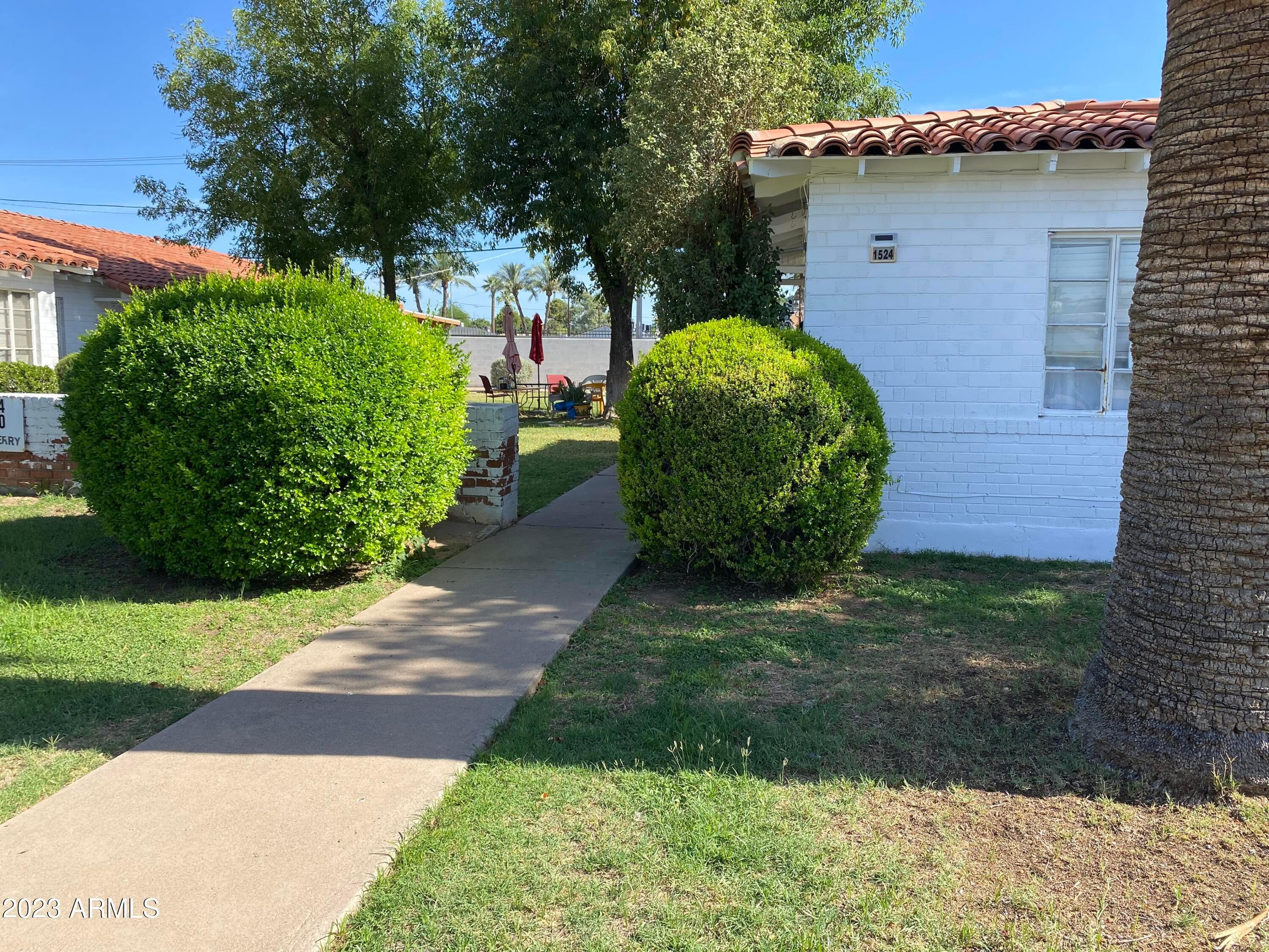 1530 W Mulberry Drive