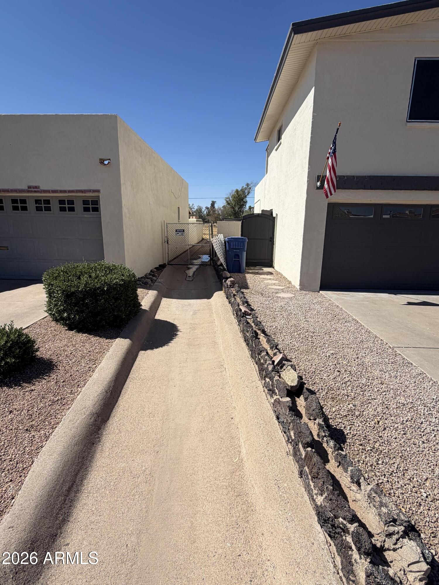 2031 E CAIRO Drive