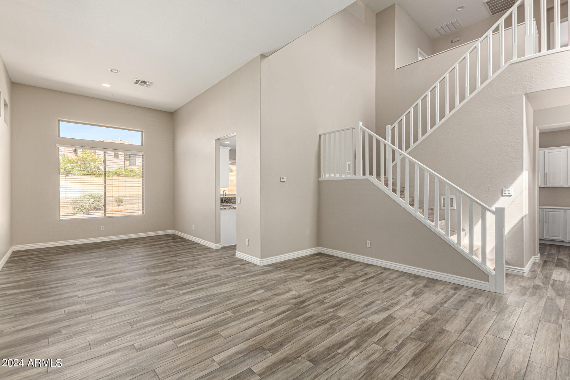 3550 W Magellan Drive
