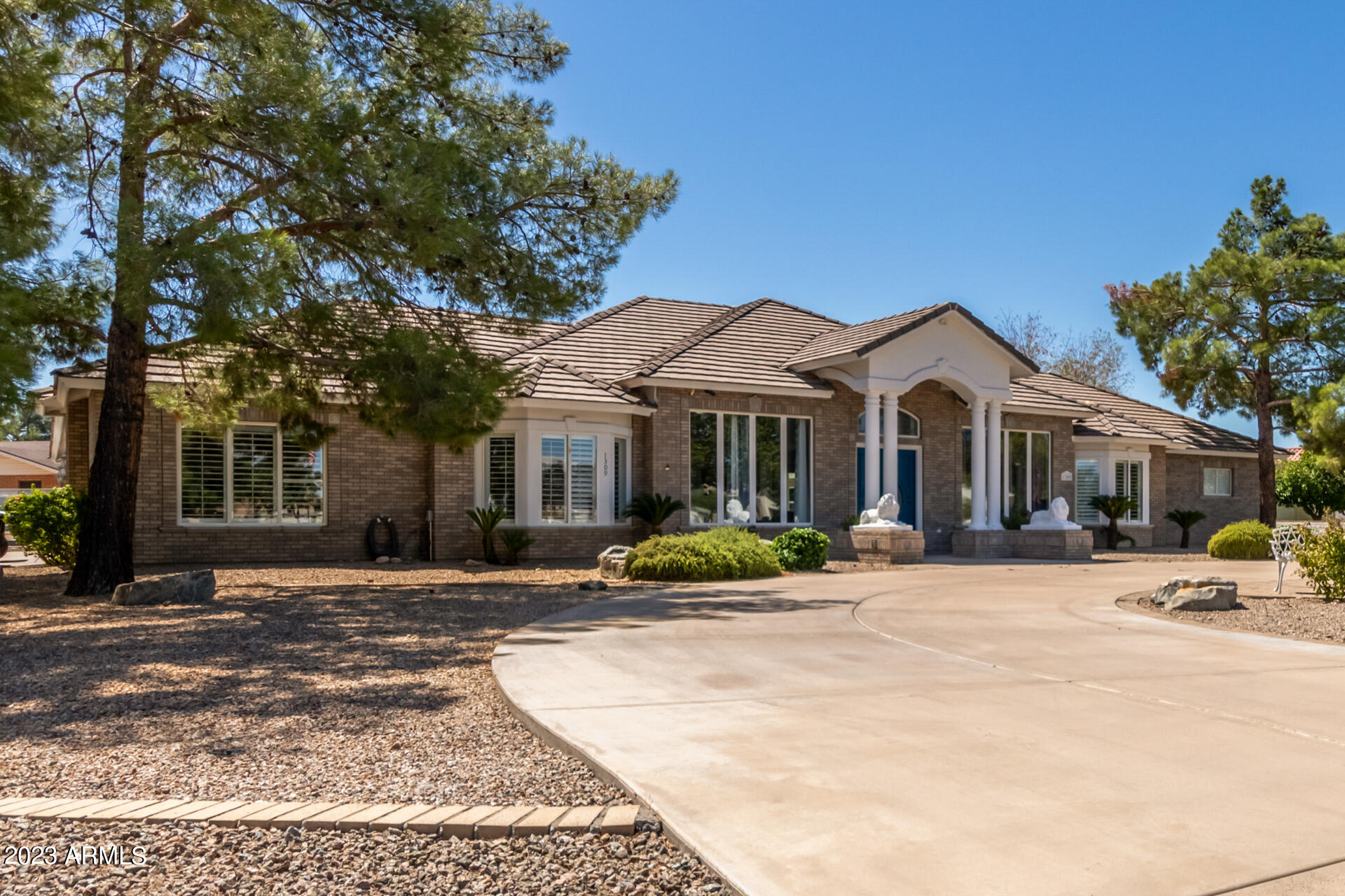 1309 E Salado Circle