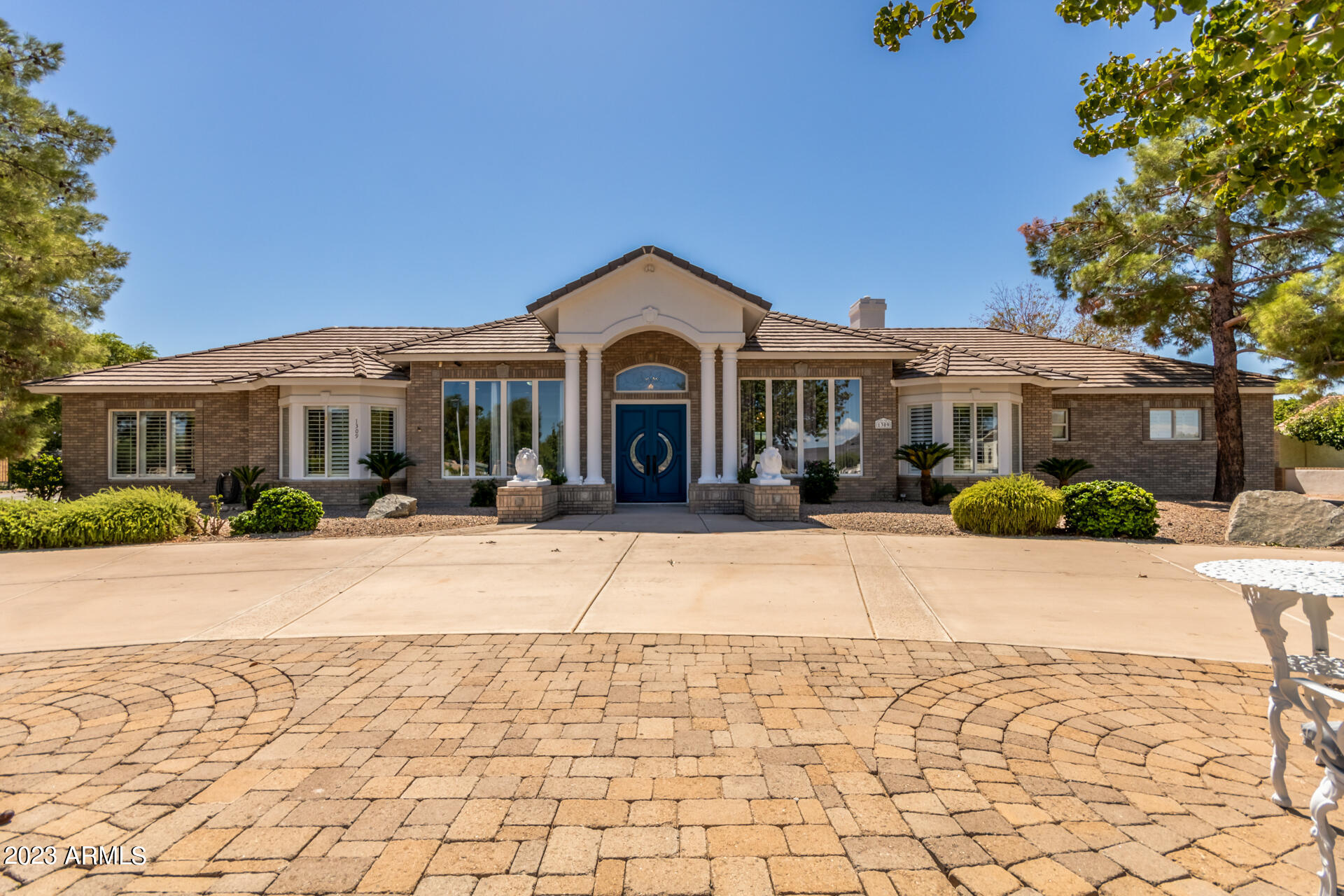 1309 E Salado Circle