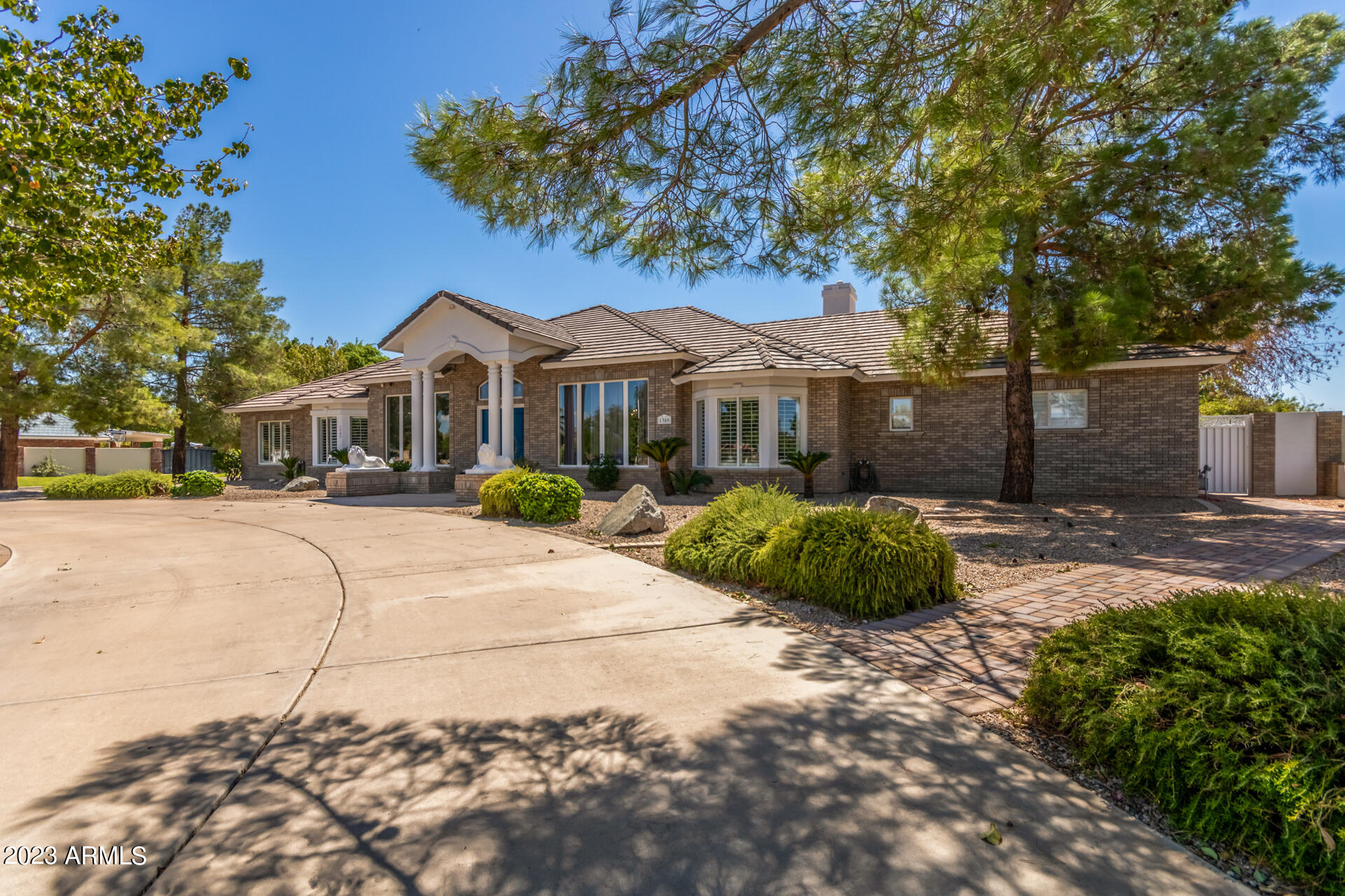 1309 E Salado Circle