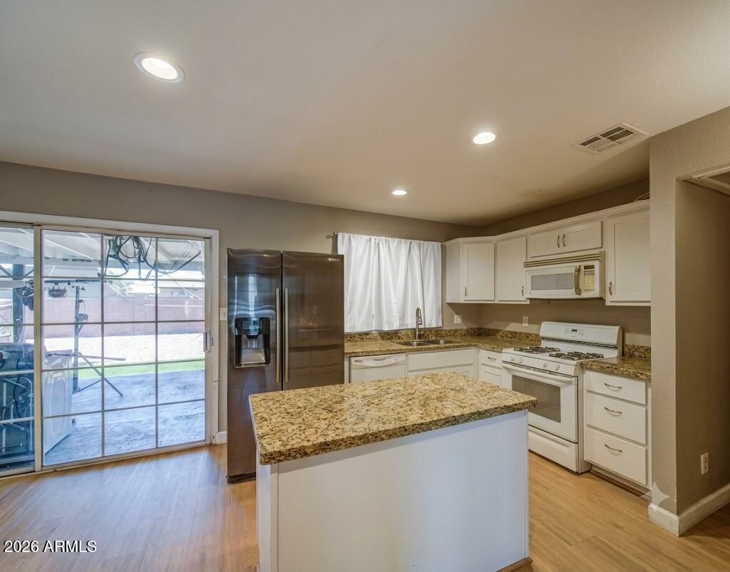 8939 W SELLS Drive