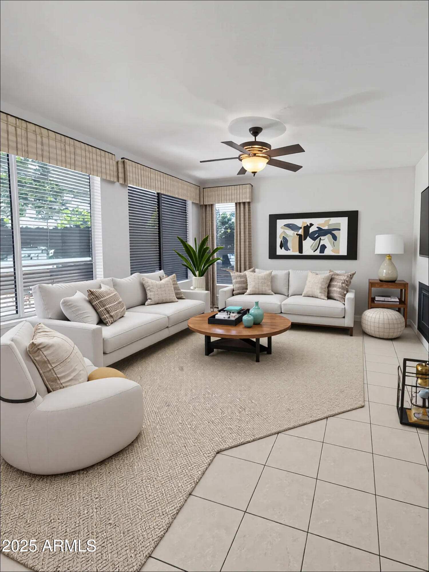 3336 W KING Drive