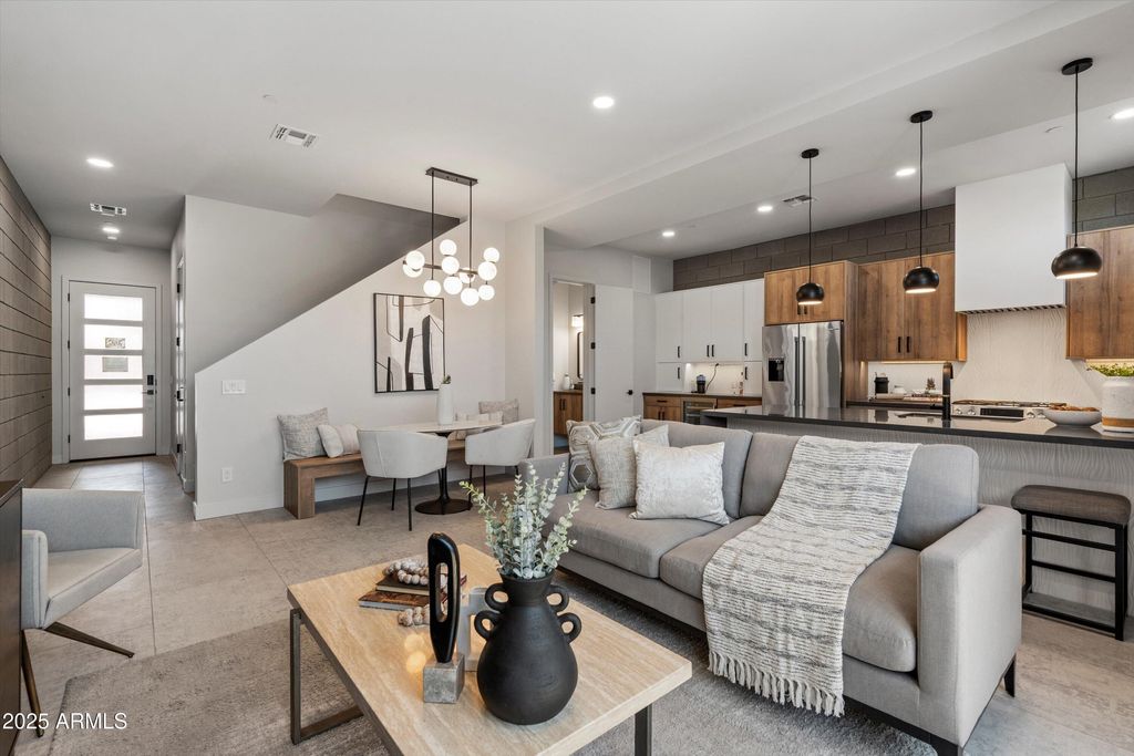 Photo of 377 E Windsor Avenue #21, Phoenix, AZ 85004 (MLS # 6775046)