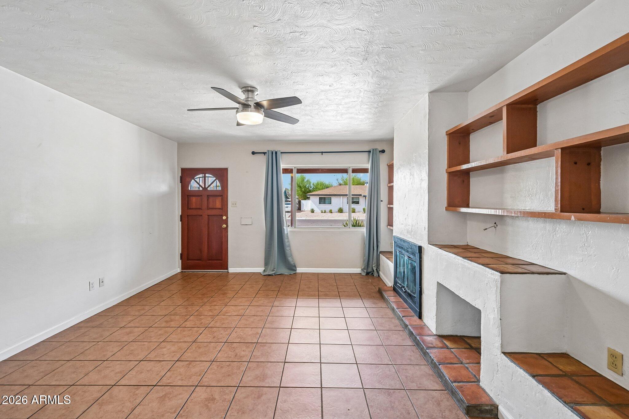 Properties 3 1315 E LEMON Street