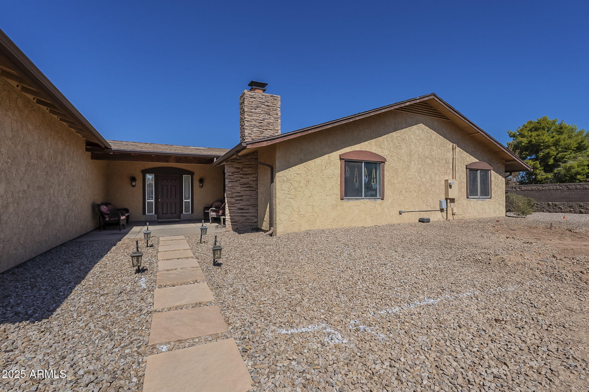 3252 S 147TH Place
