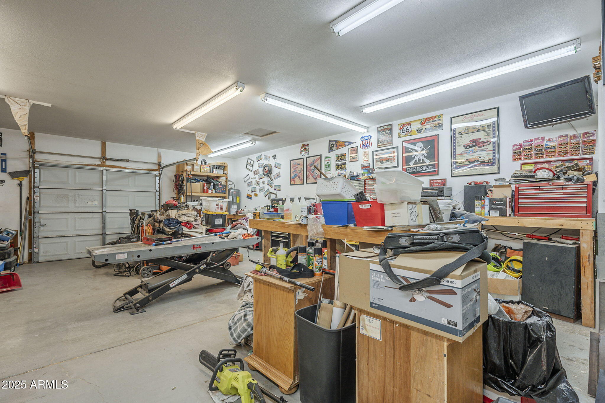 3252 S 147TH Place