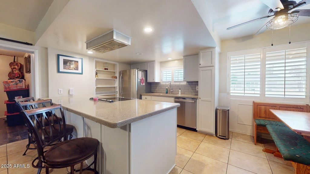 Photo of 1421 W 6th Place, Mesa, AZ 85201 (MLS # 6932366)
