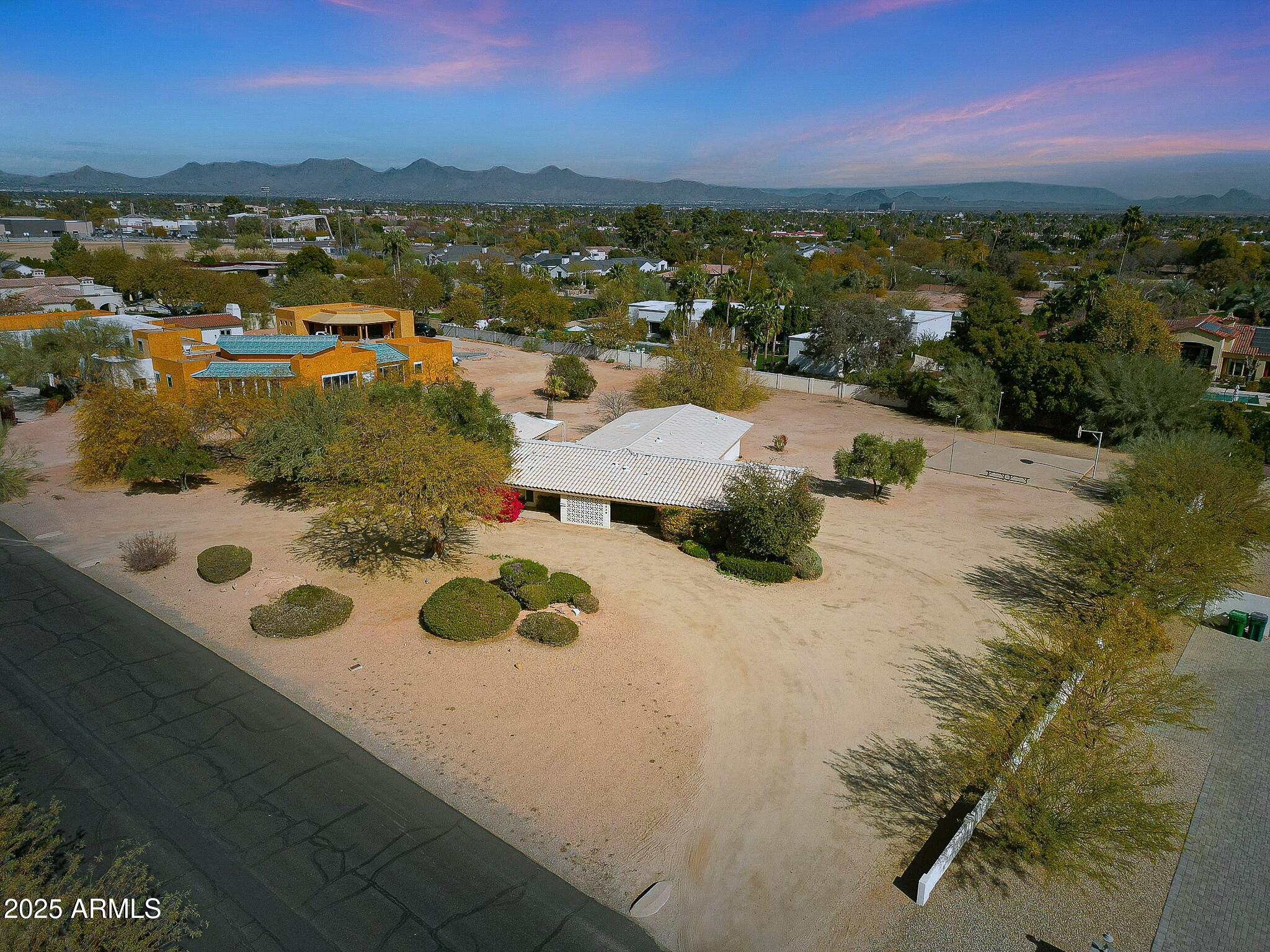 STONEVIEW - Residential