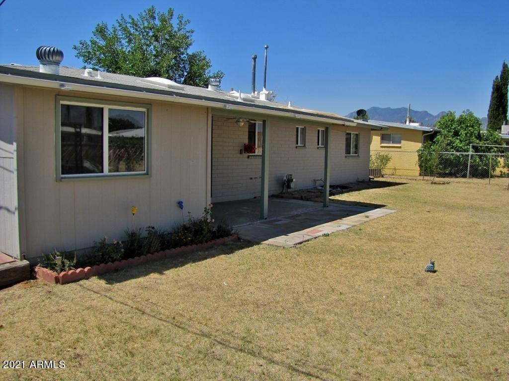 GARDEN CANYON UNIT 3 - Residential Lease