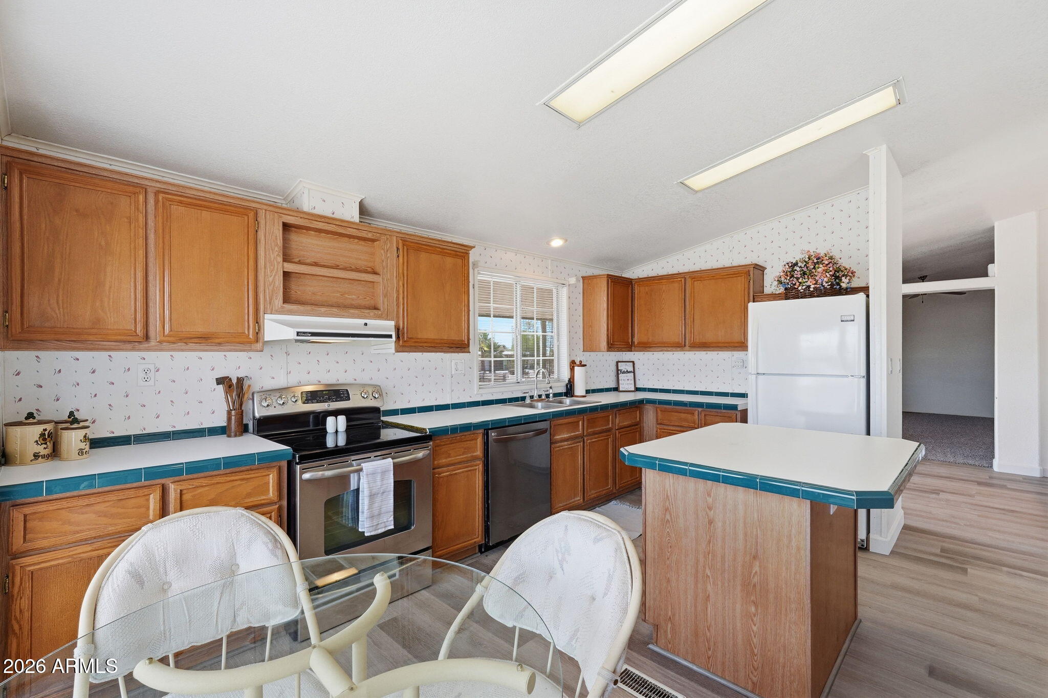 FLORENCE GARDENS UNIT C - Residential