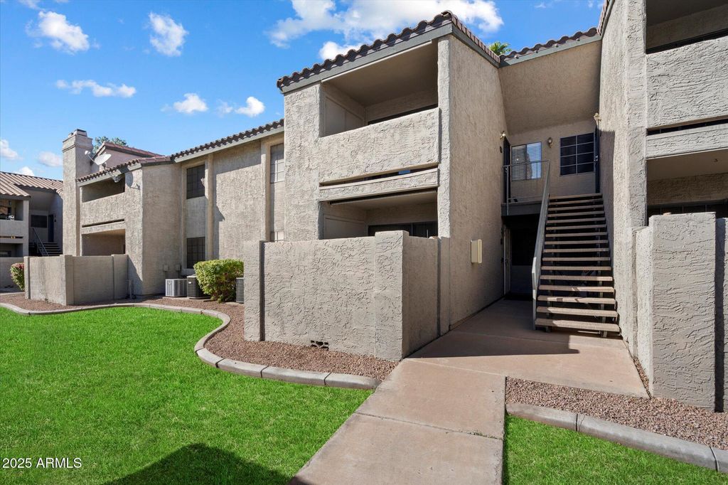 Photo of 533 W Guadalupe Road #2032, Mesa, AZ 85210 (MLS # 6929039)