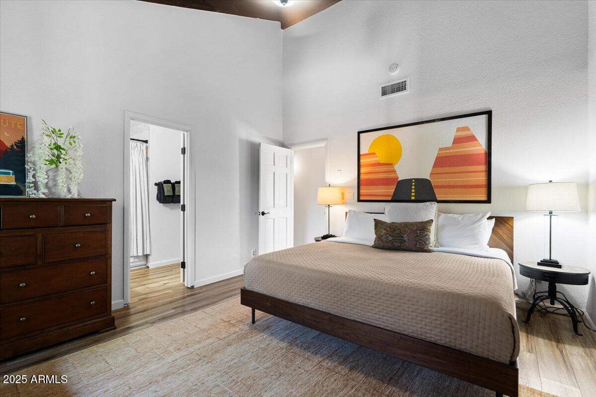 2305 Roadrunner Road