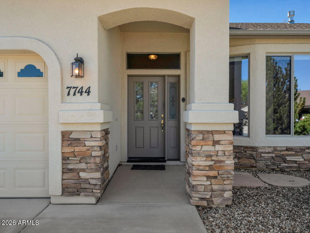 7744 N SAGE VISTA --