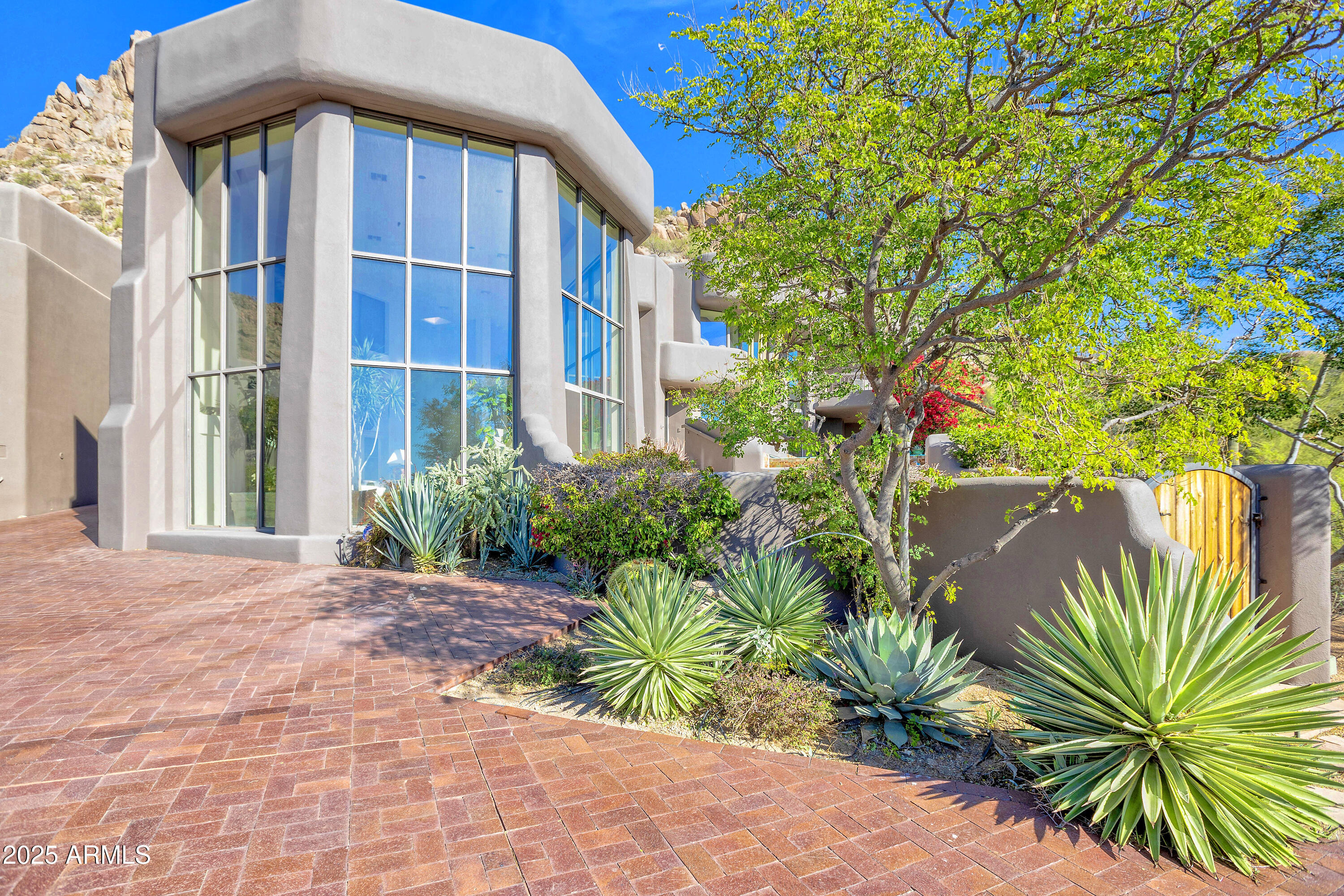 10040 E HAPPY VALLEY Road 1047