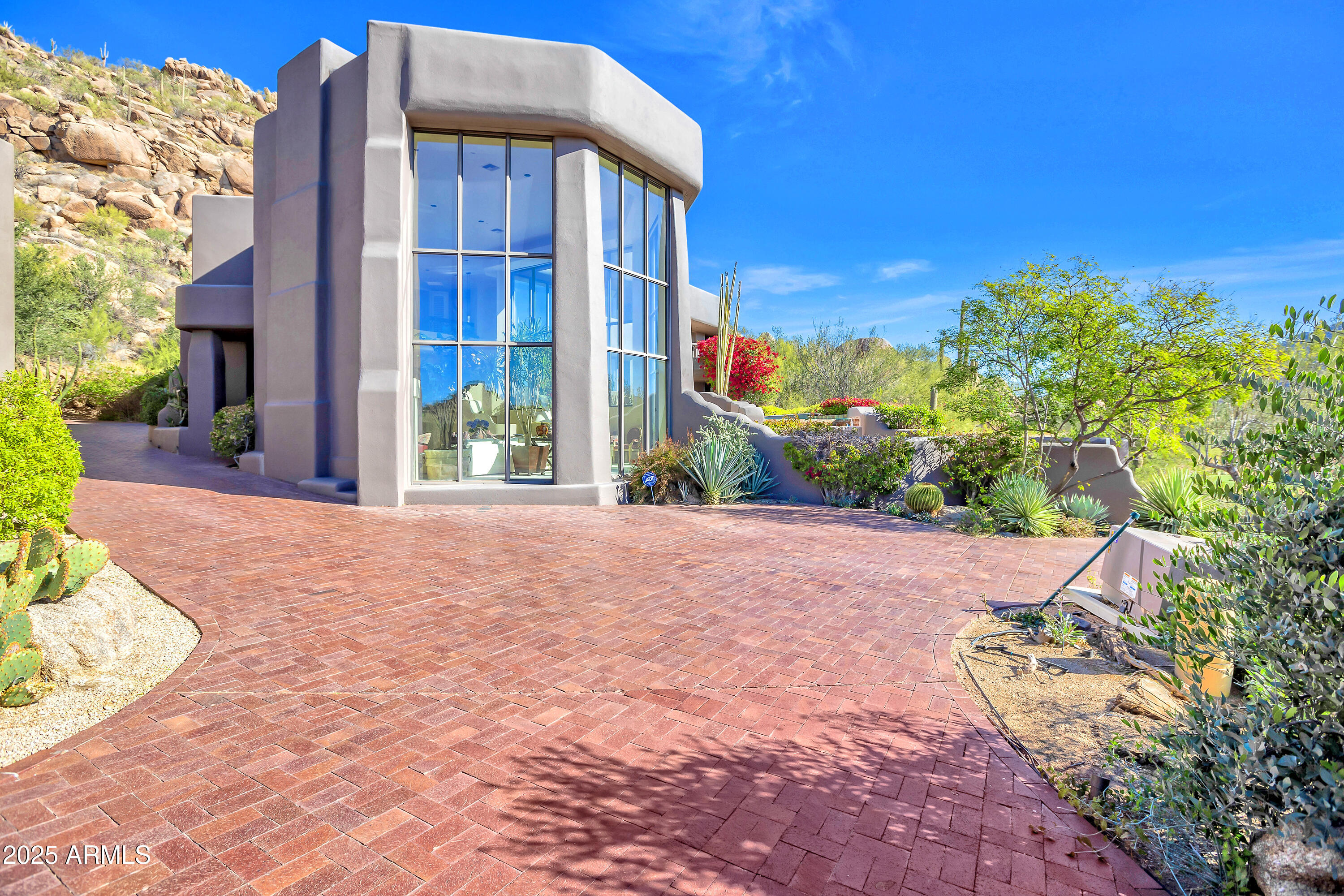 10040 E HAPPY VALLEY Road 1047