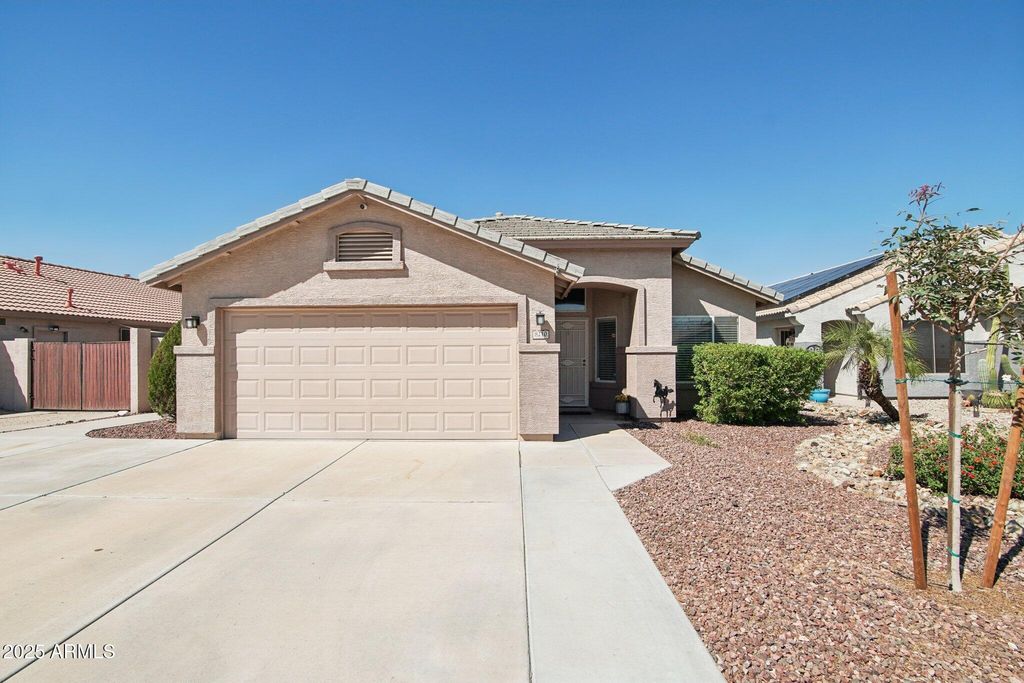 Photo of 8210 W Clara Lane, Peoria, AZ 85382 (MLS # 6929703)