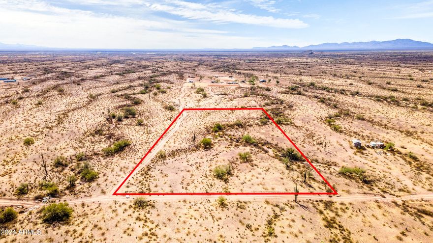 Build your dream home on this spacious 5.00 acre property in Whispering Ranch. Located just 30 minutes from Downtown Wickenburg and 45 minutes from Surprise. Enjoy the stunning desert views and dark nights away from the city. They aren't making land anymore, so come check out this piece of Arizona desert.