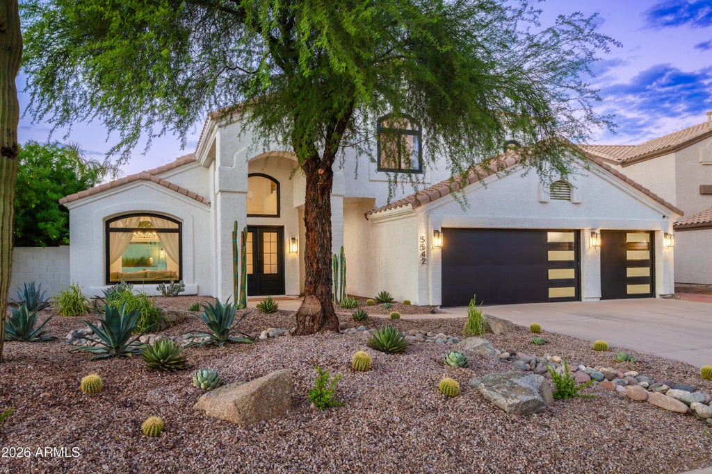 Photo of 5542 E Anderson Drive, Scottsdale, AZ 85254 (MLS # 7091194)