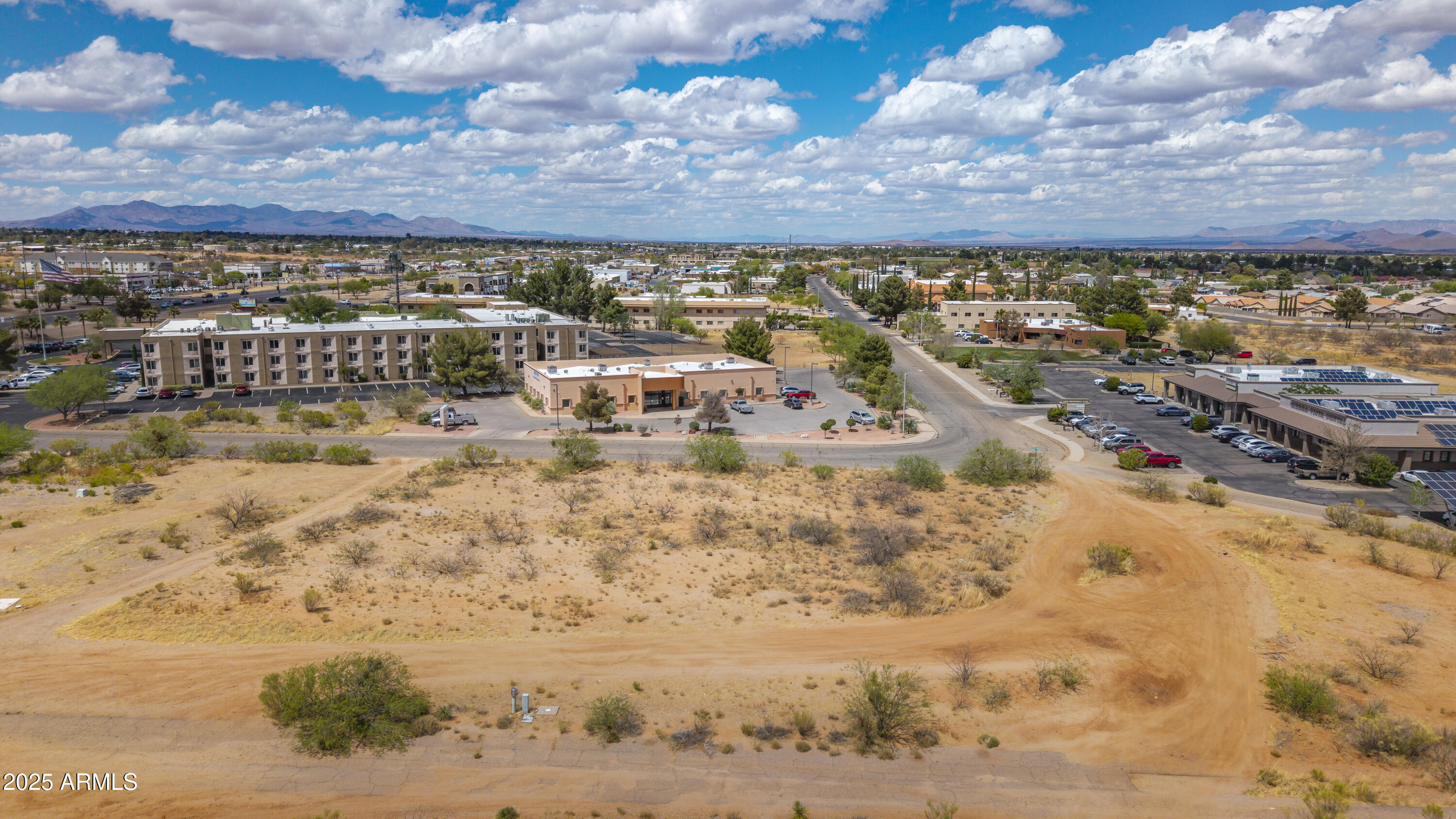 TBD Paseo Comerciante Street 4