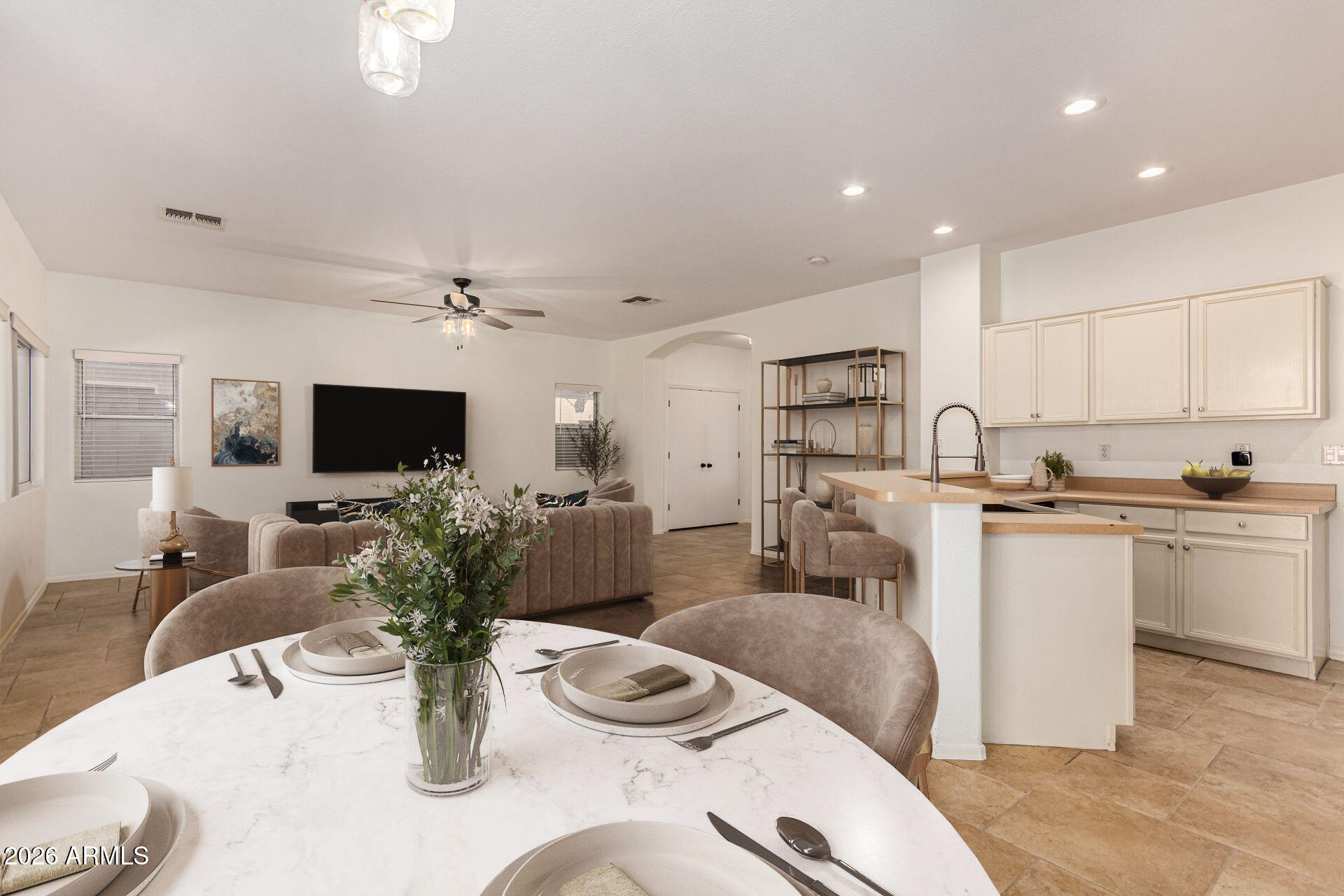 8382 W MARY ANN Drive