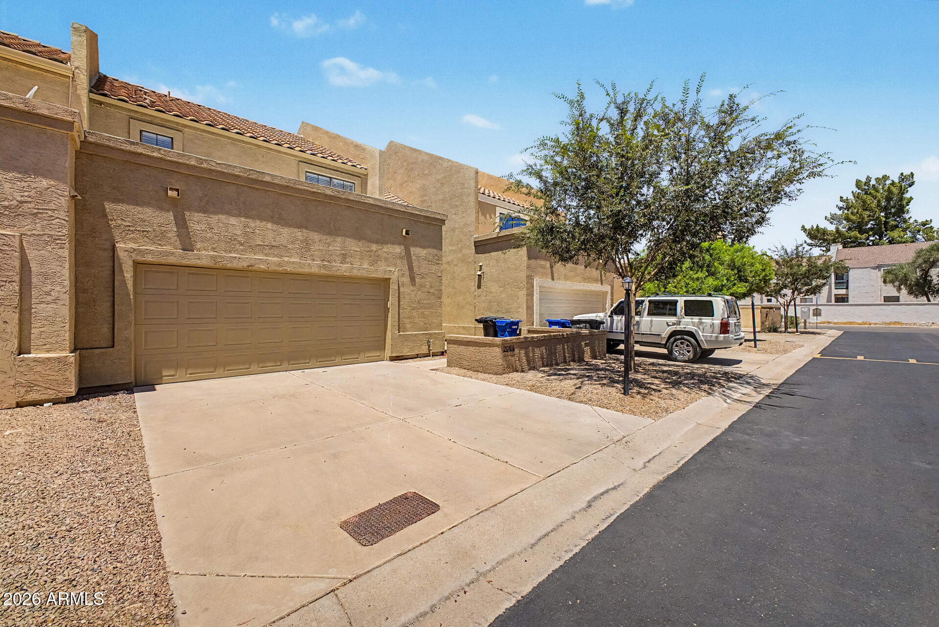 2084 N SUNSET Drive