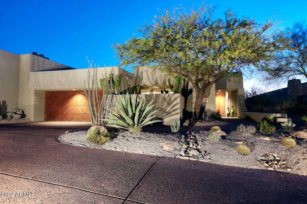 Photo of 39260 N 100th Place N, Scottsdale, AZ 85262 (MLS # 6984181)