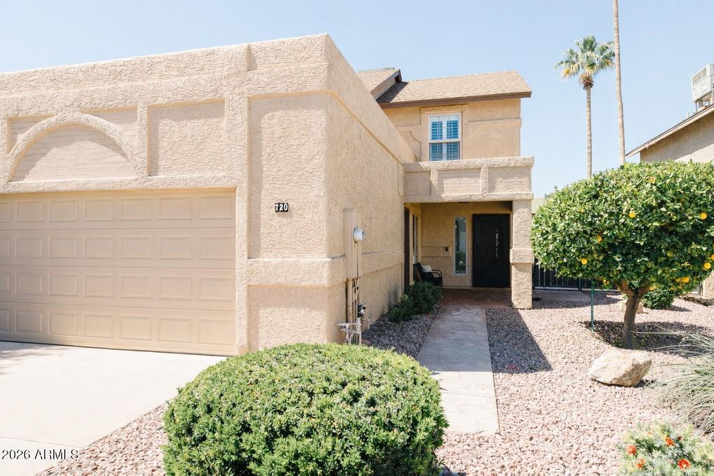 Photo of 720 N Hazelton Drive, Chandler, AZ 85226 (MLS # 7003903)