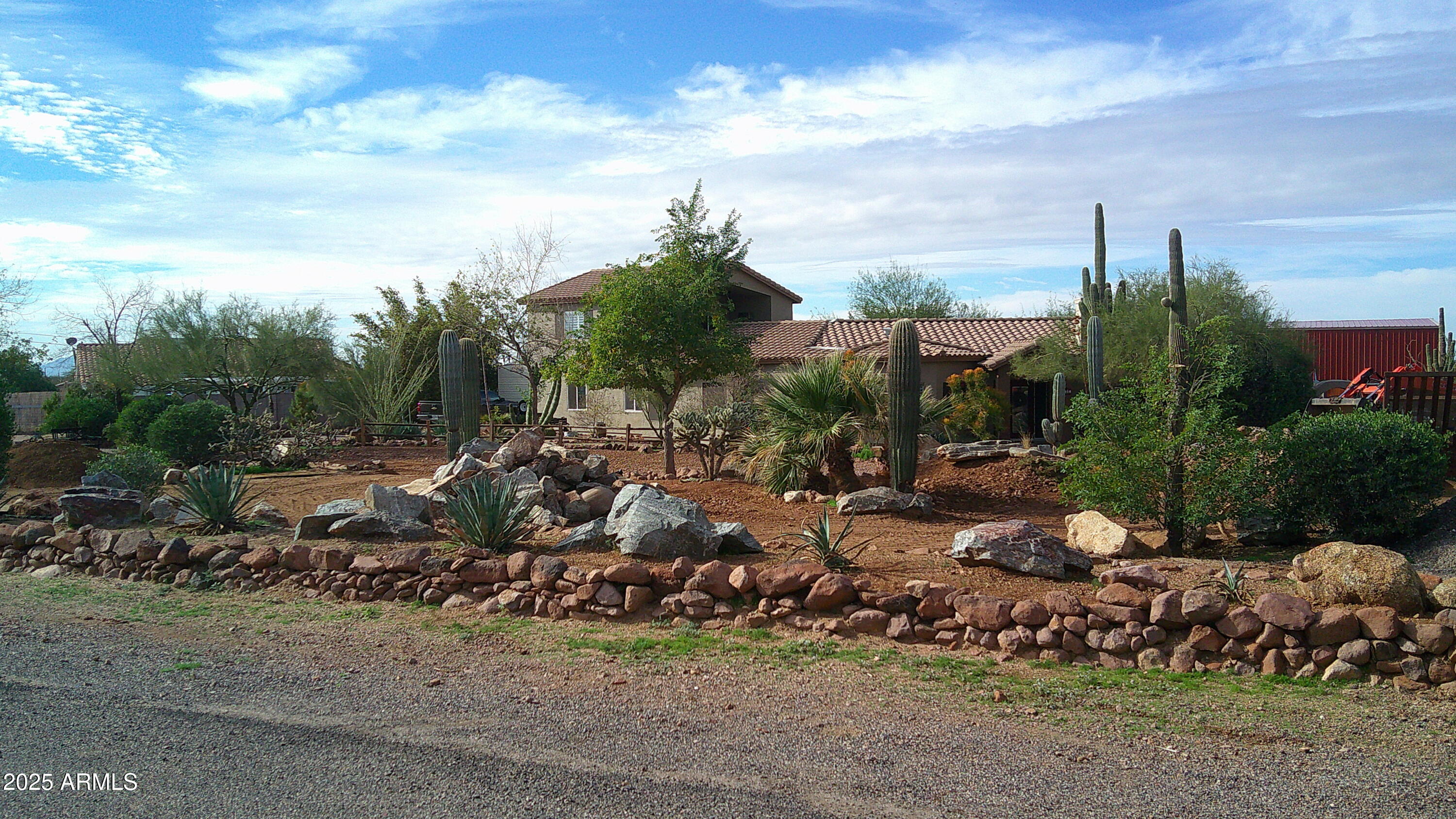 1502 S PROSPECTORS Road