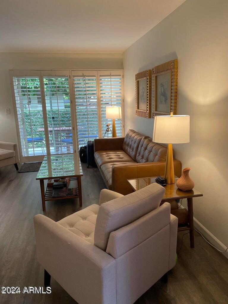 CAMELBACK HOUSE - Residential Lease