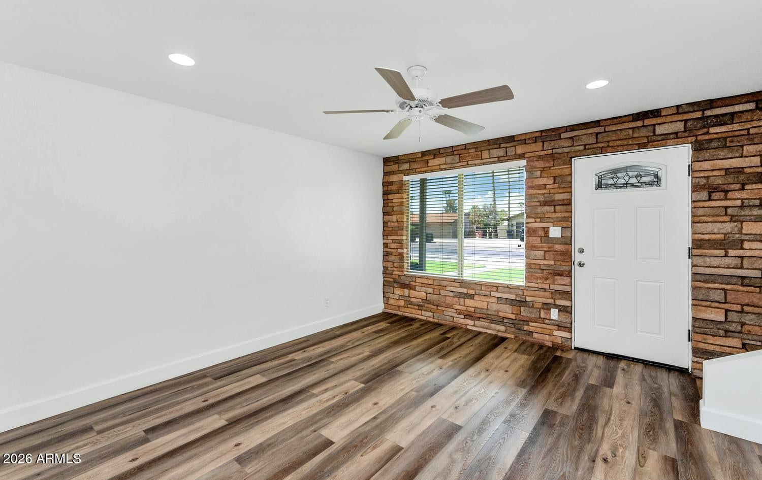 5805 N GRANITE REEF Road