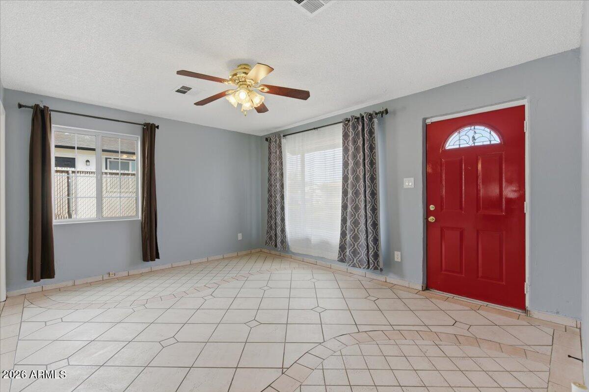 2312 E HARVARD Street