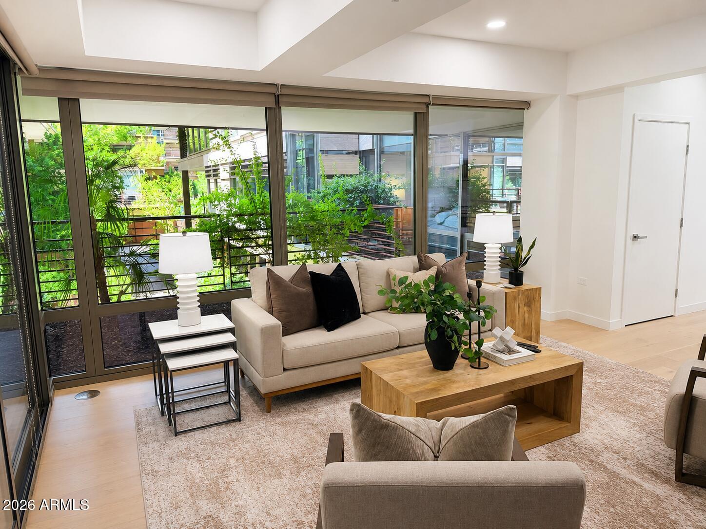 7161 E RANCHO VISTA Drive b2002