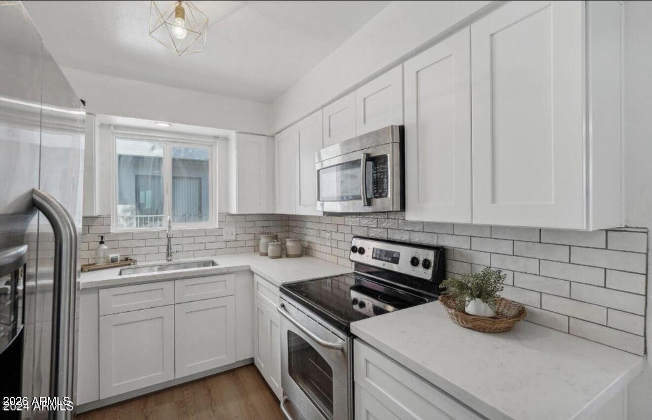 4728 E BELLEVIEW Street