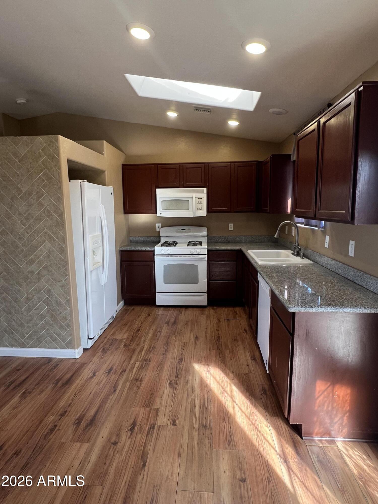 6335 N ROCKLAND Drive