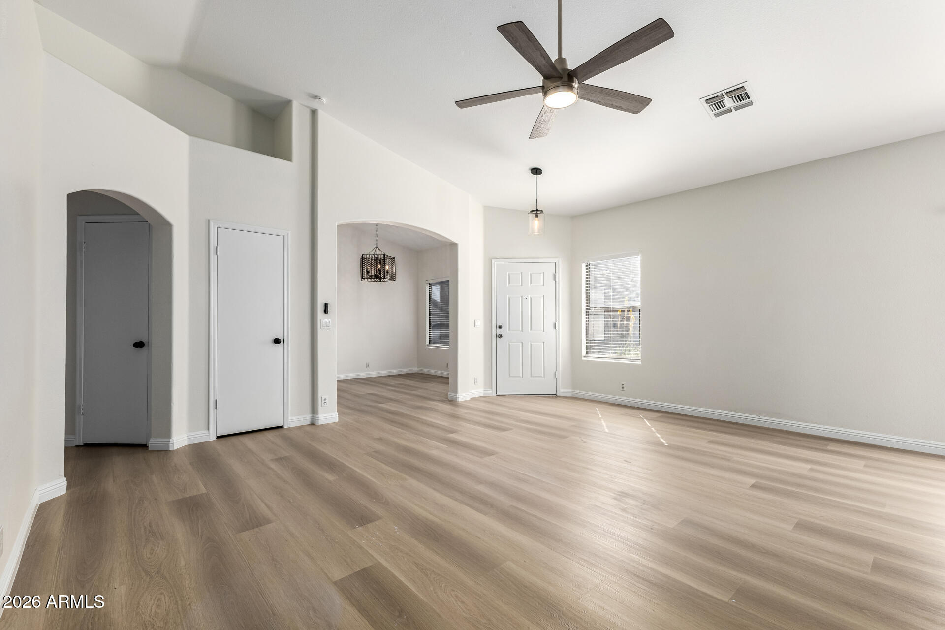 8782 W SHAW BUTTE Drive